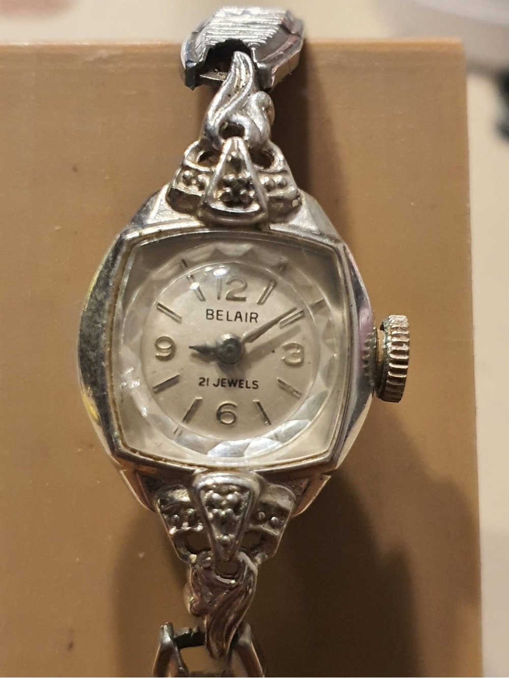 Vtg Belair 21 Jewels Silver Stainless Steel Women's Watch w/ Safety Chain